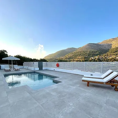 Villa Myrtia I *