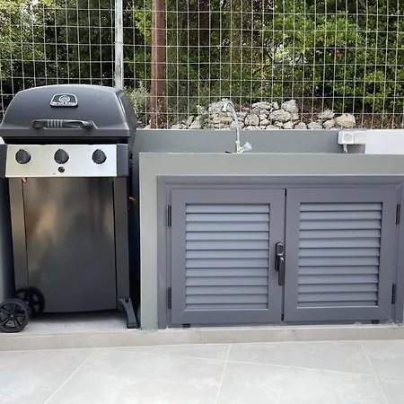 Willa Myrtia I Anomeriá