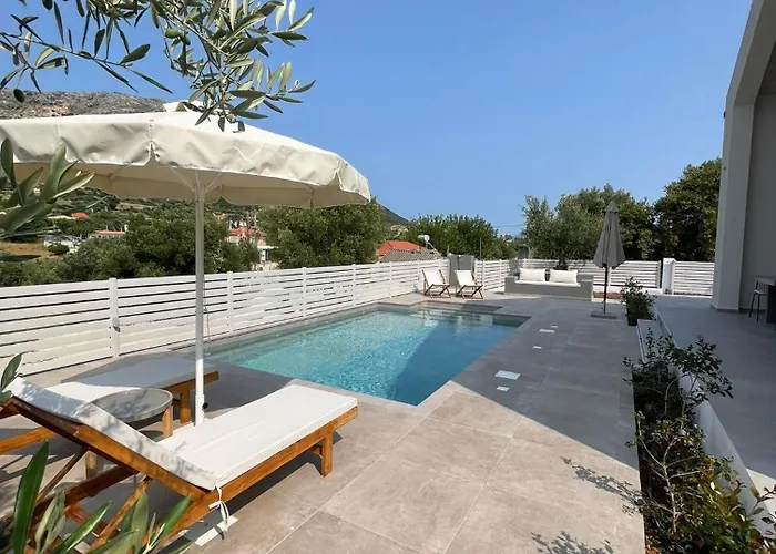 Myrtia I Villa *